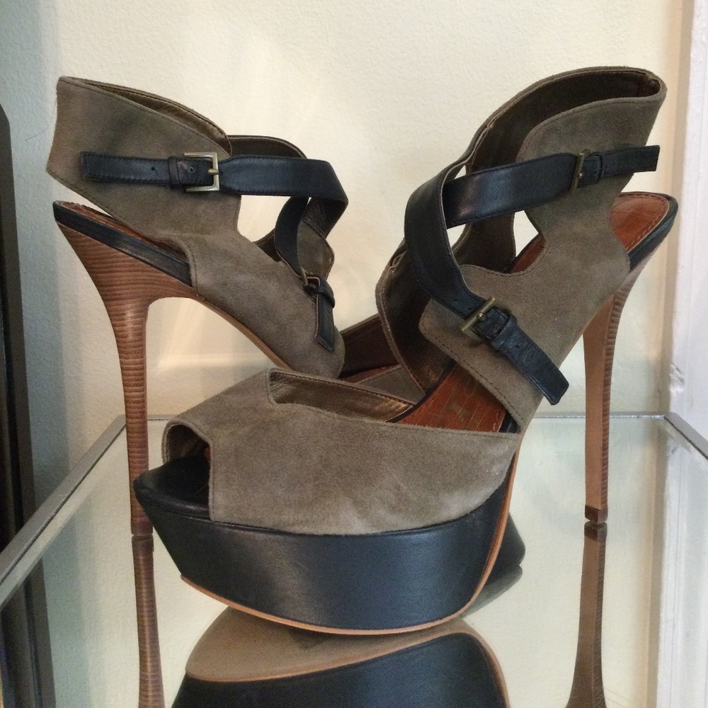 Sam Edelman Novra Army Green Heels